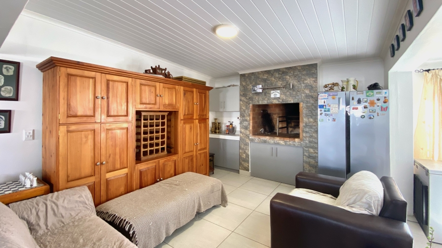 4 Bedroom Property for Sale in Dwarskersbos Western Cape